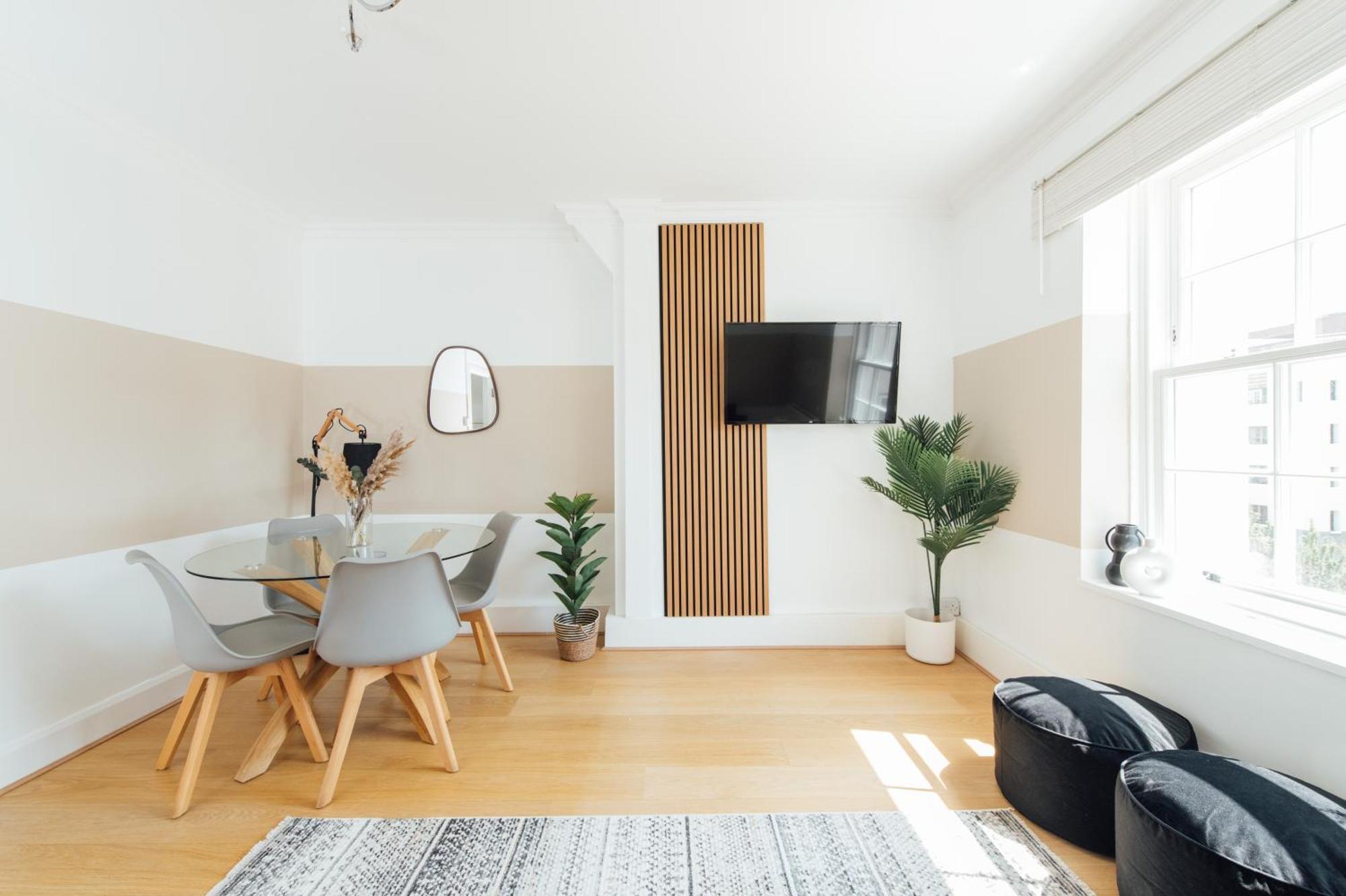 Stylish Central Kings Cross 2 Bedroom Flat ลอนดอน ภายนอก รูปภาพ