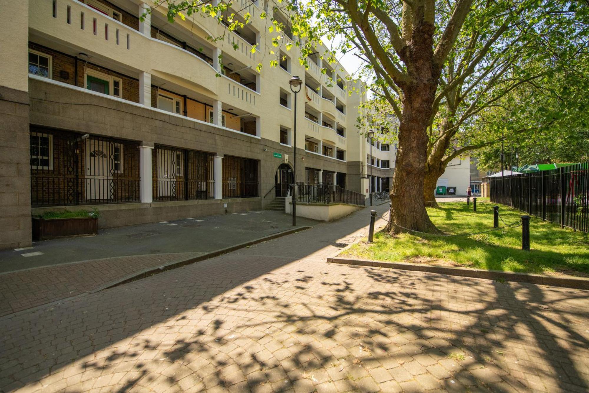 Stylish Central Kings Cross 2 Bedroom Flat ลอนดอน ภายนอก รูปภาพ
